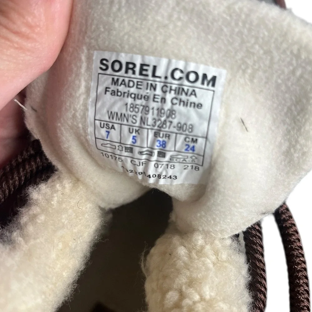 NWOB Sorel Women's SneakchicAlpine Waterproof‎ Booties Cattail.Size 7